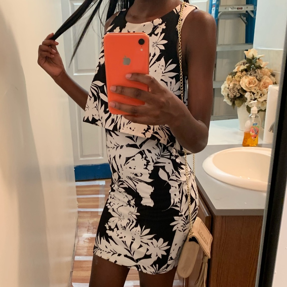 Black and White floral print bodycon dress